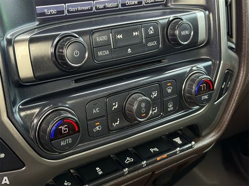 Used 2019 Chevrolet Silverado 3500 LTZ w/ Duramax Plus Package image 22