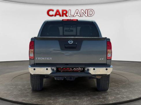Used 2016 Nissan Frontier SV w/ SV Value Truck Package RWD image 5