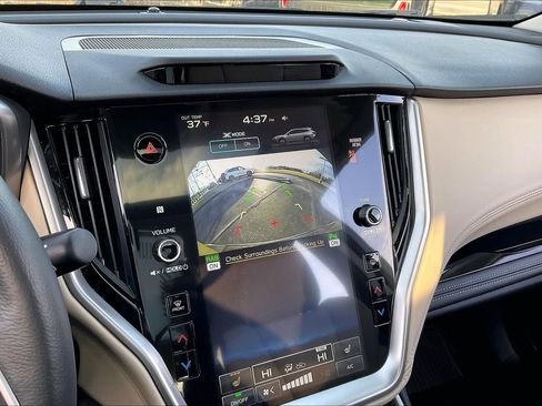 Certified 2025 Subaru Outback Limited image 22