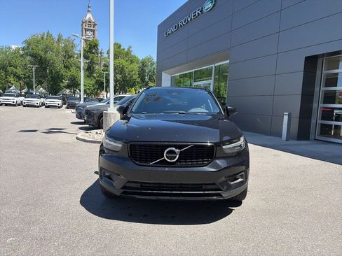 Used 2021 Volvo XC40 T5 R-Design w/ Advanced Package AWD/4WD image 2