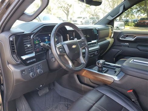 Used 2022 Chevrolet Silverado 1500 High Country w/ High Country Premium Package image 20