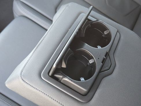 Used 2023 Audi Q3 2.0T Premium Plus w/ Premium Plus Package image 37