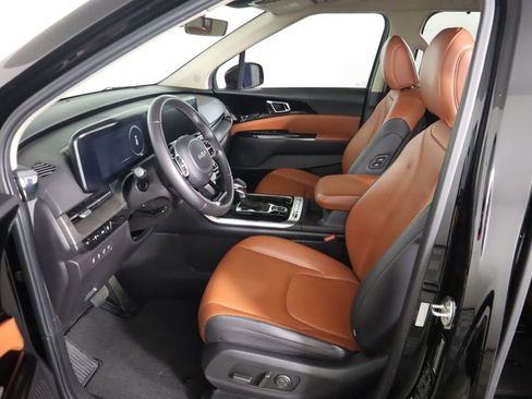 Used 2024 Kia Carnival SX image 20