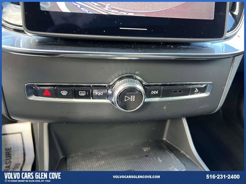 Certified 2025 Volvo XC90 B5 Core w/ Climate Package image 27