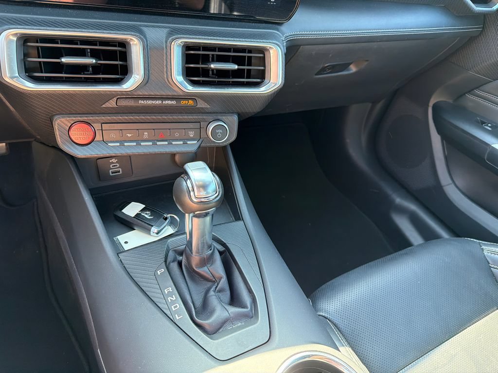 Used 2025 Ford Mustang Premium RWD image 28