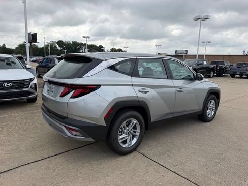 New 2026 Hyundai Tucson SE FWD image 3