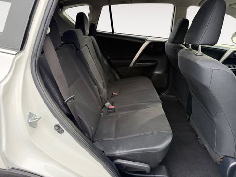 Used 2018 Toyota RAV4 LE w/ All Weather Liner Package image 18