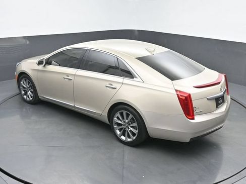 Used 2015 Cadillac XTS FWD image 39