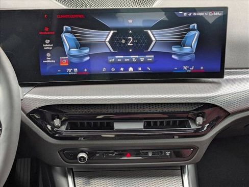 Used 2026 BMW 330i Sedan w/ Premium Package image 12