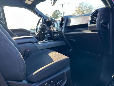 Used 2016 Ford F150 XLT w/ Equipment Group 302A Luxury image 40