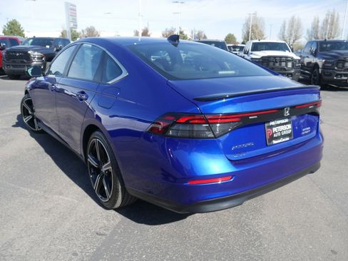 Used 2025 Honda Accord Sport image 15