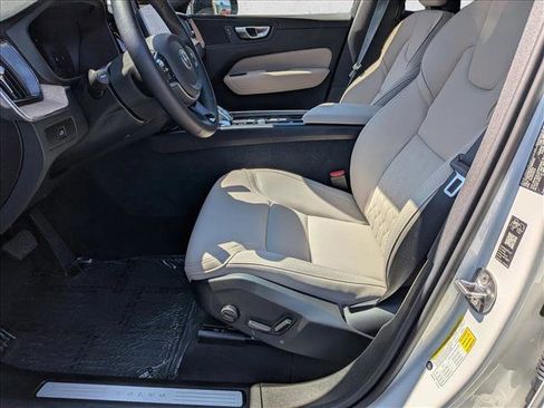 Certified 2026 Volvo XC60 B5 Plus w/ Protection Package Premier AWD/4WD image 17