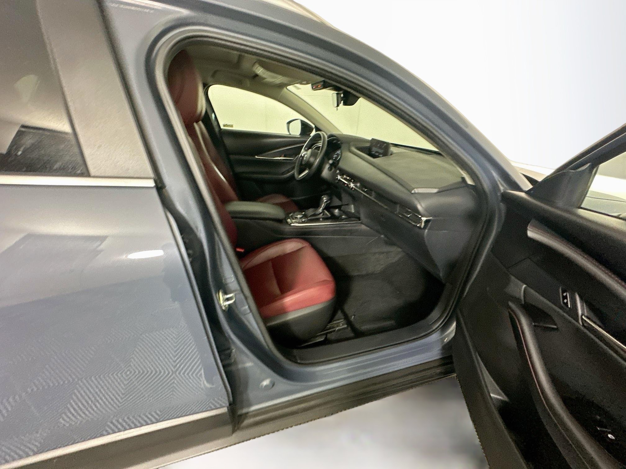 Used 2025 MAZDA CX-30 AWD 2.5 S w/ Preferred Package image 31