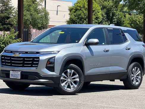 Used 2025 Chevrolet Equinox LT image 15