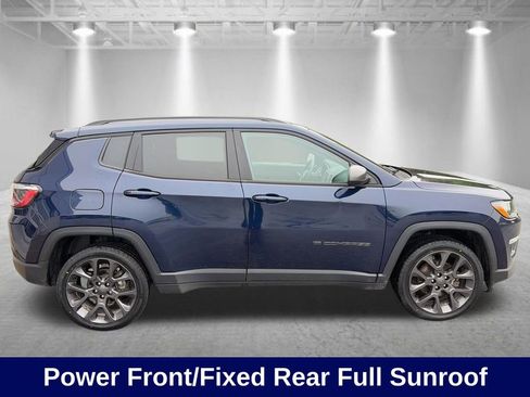 Used 2021 Jeep Compass Latitude w/ Sun and Sound Group AWD/4WD image 10