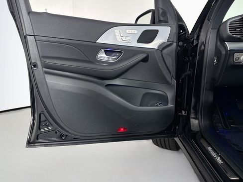 Certified 2025 Mercedes-Benz GLE 450e 4MATIC image 22