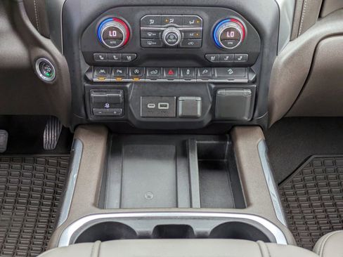 Used 2019 Chevrolet Silverado 1500 LTZ w/ LTZ Premium Package image 20