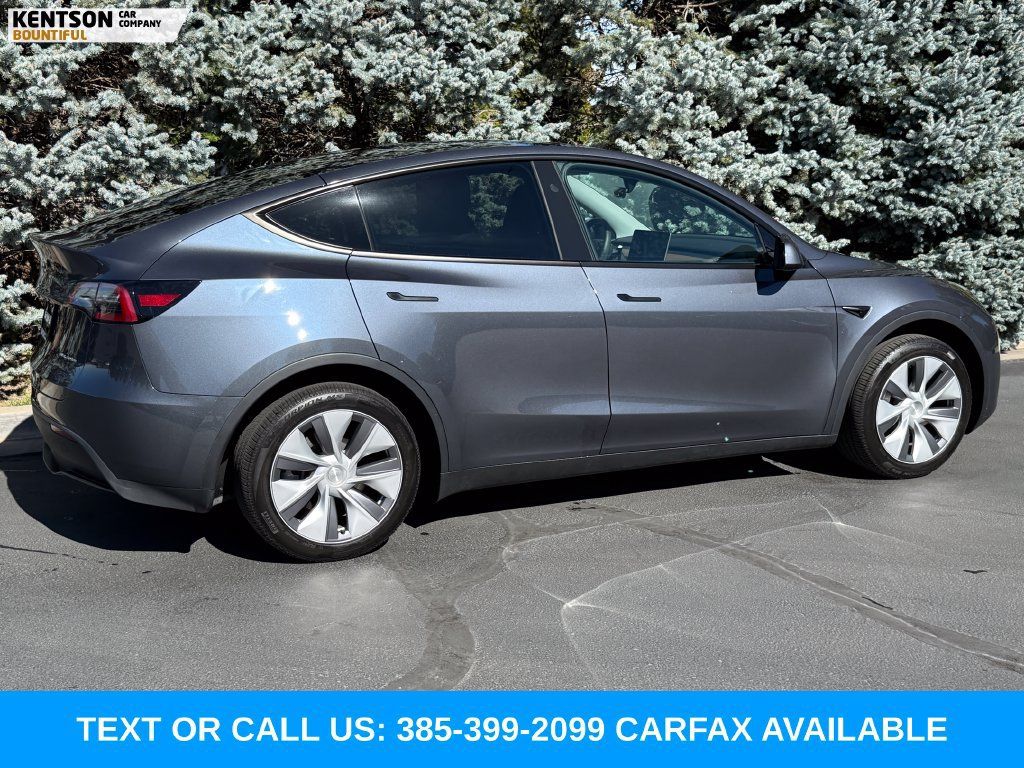 Used 2023 Tesla Model Y Long Range AWD/4WD image 9