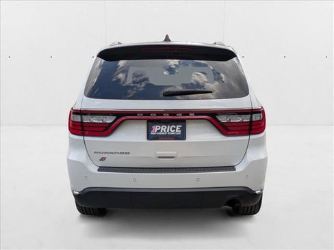 Used 2022 Dodge Durango SXT image 6