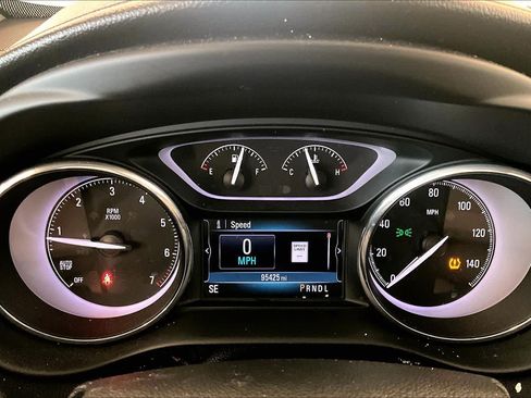 Used 2020 Buick Envision Essence w/ LPO, Cargo Package FWD image 23