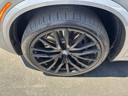 Used 2024 BMW X5 M60i AWD/4WD image 32