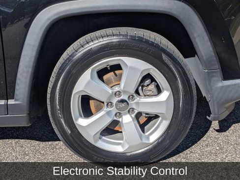 Used 2020 Jeep Compass Latitude w/ Popular Equipment Group image 10