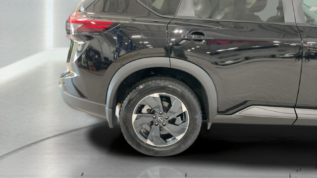 Used 2024 Nissan Rogue SV w/ SV Premium Package AWD/4WD image 25