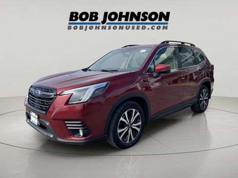 Used 2023 Subaru Forester Limited image 3