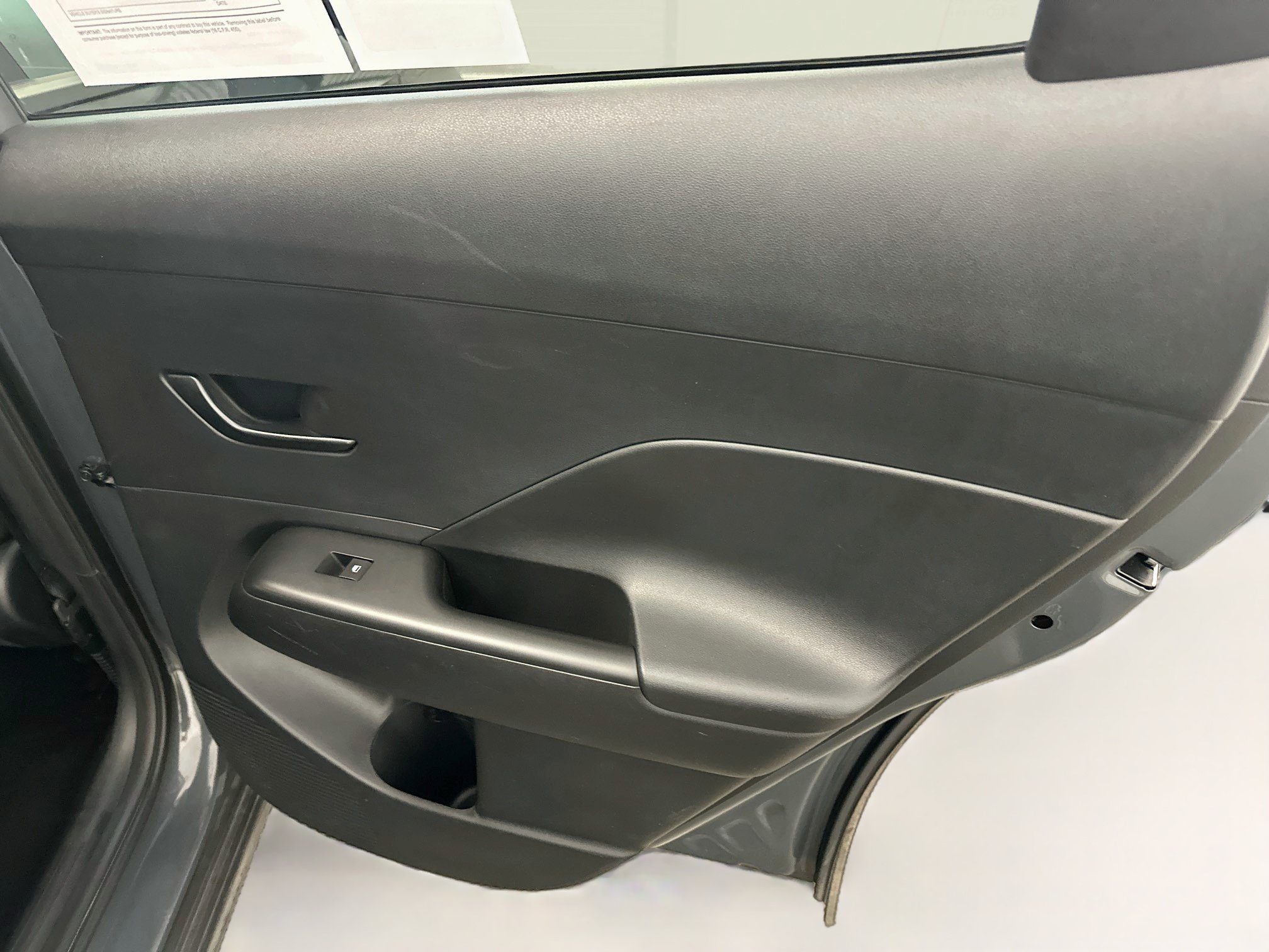 Used 2025 Hyundai Kona SEL AWD/4WD image 31