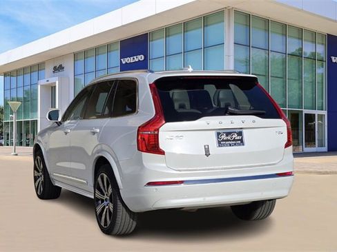 New 2025 Volvo XC90 T8 Plus w/ Protection Package Premier image 4