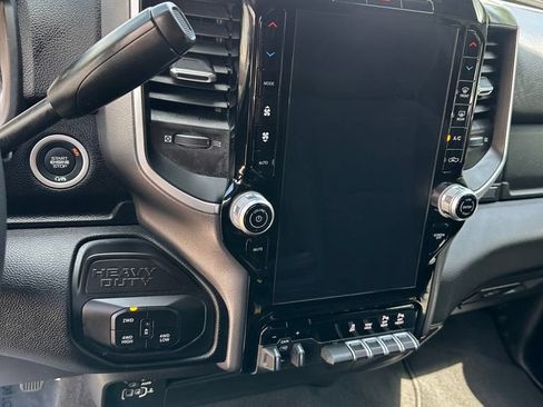 Used 2025 RAM 2500 Big Horn AWD/4WD image 16