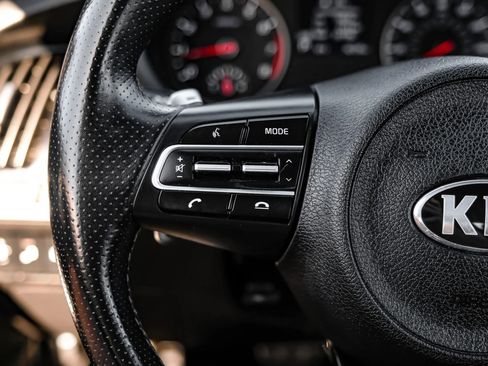 Used 2021 Kia Stinger GT-Line image 18