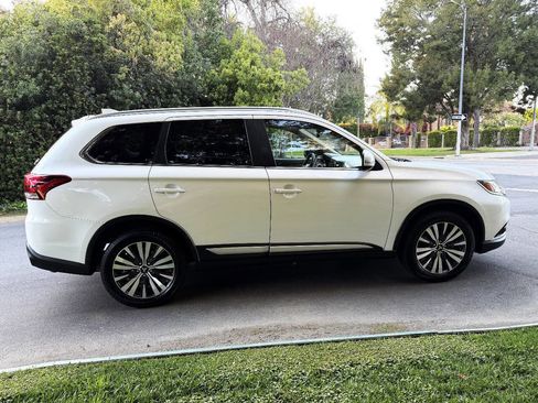 Used 2020 Mitsubishi Outlander SEL image 8