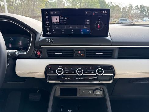 New 2026 Honda Pilot Touring image 15