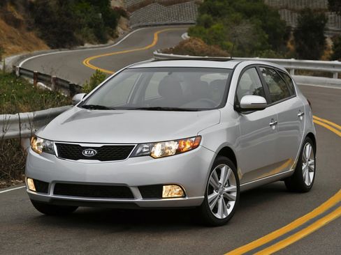 Used 2013 Kia Forte SX image 1