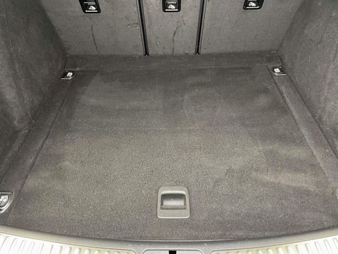 Used 2022 Porsche Macan image 20