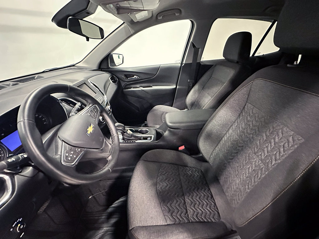 Used 2023 Chevrolet Equinox LT AWD/4WD image 3