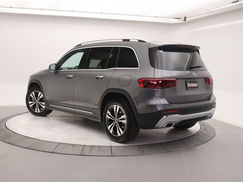 New 2026 Mercedes-Benz GLB 250 image 2