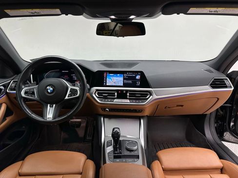 Used 2021 BMW M440i Convertible w/ Premium Package image 8