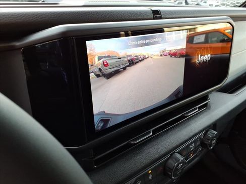 New 2026 Jeep Gladiator Sport image 24