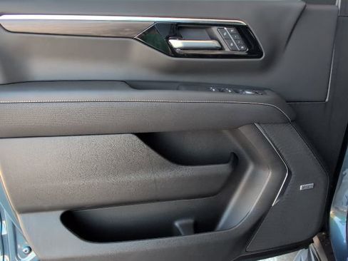 New 2025 Chevrolet Tahoe Premier w/ Sun And Tow Package image 17