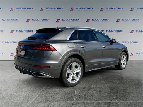 Used 2019 Audi Q8 Premium w/ Convenience Package image 5