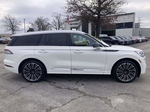 Certified 2023 Lincoln Aviator Black Label w/ Dynamic Handling Package image 2