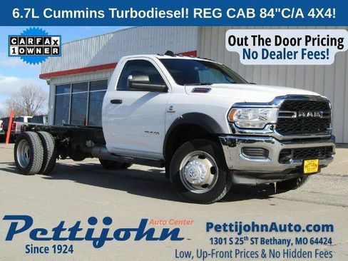 Used 2022 RAM 5500 Tradesman AWD/4WD image 1