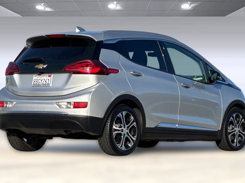 Used 2017 Chevrolet Bolt Premier image 3