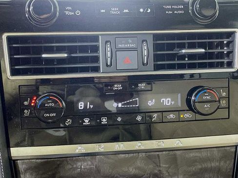 Certified 2024 Nissan Armada Platinum image 14