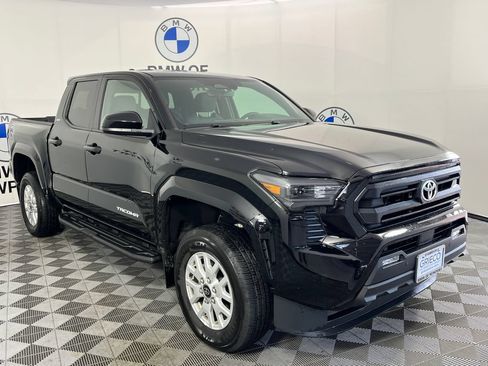 Used 2024 Toyota Tacoma SR5 AWD/4WD image 1