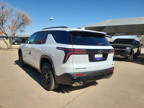 New 2026 Chevrolet Traverse LT w/ Enhanced Driving Package FWD image 12