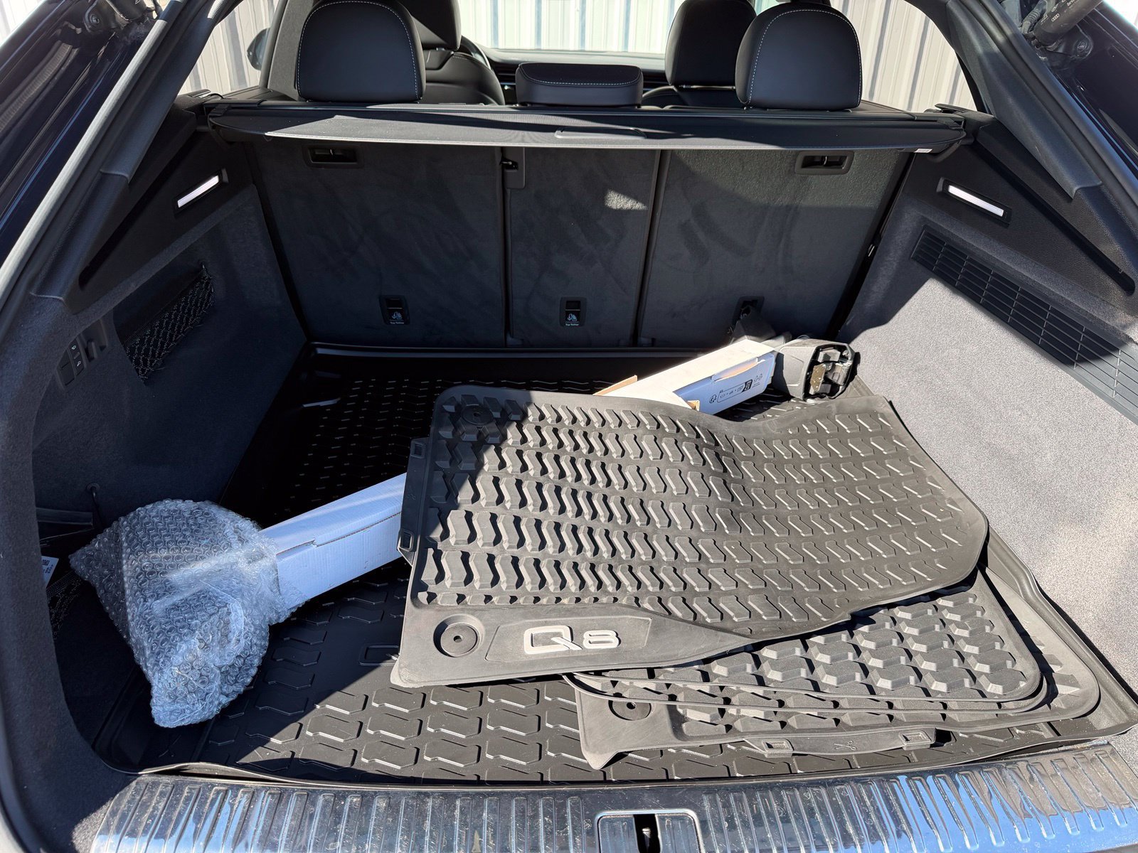 Used 2024 Audi Q8 Prestige AWD/4WD image 45