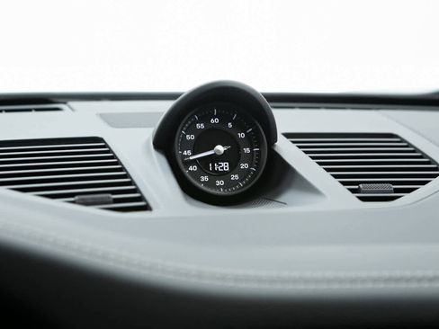 New 2026 Porsche 911 Carrera GTS image 27